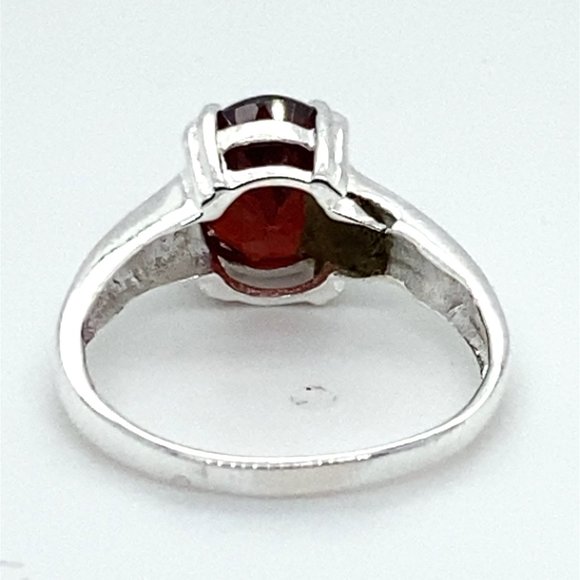Pyrope Red Garnet 2.68ct Platinum Finish Solid 925 Sterling Silver Ring - Picture 5 of 6